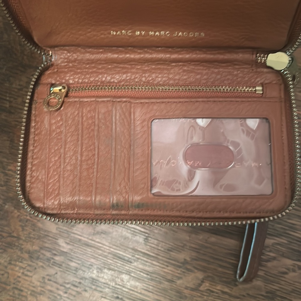 Marc by Marc Jacobs Medium Full Zip Wallet - Picture 12 of 12